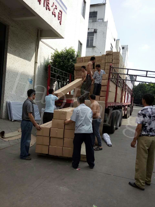 发往湖南长的临澧县的医用病床